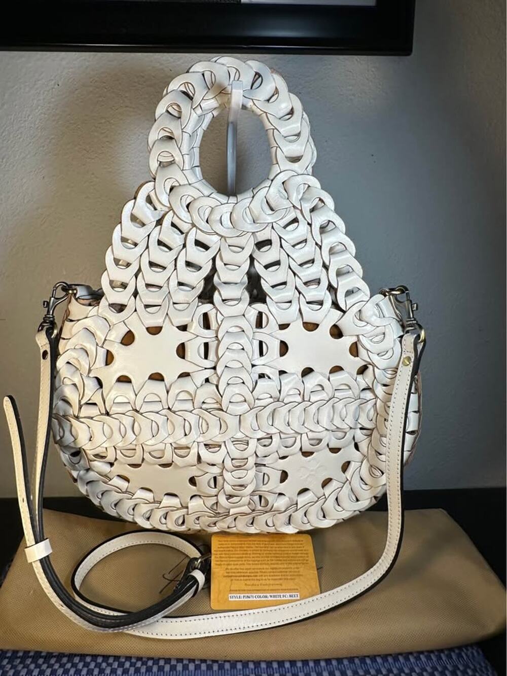 NWT Patricia Nash Medium Pisticci Chainlink Shoulder Bag – White - NWOT